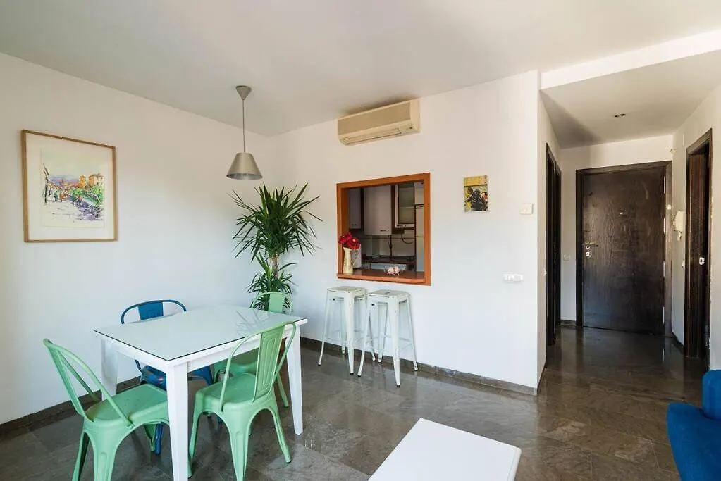 Cosy Apartment With Great Views On Old Town-1